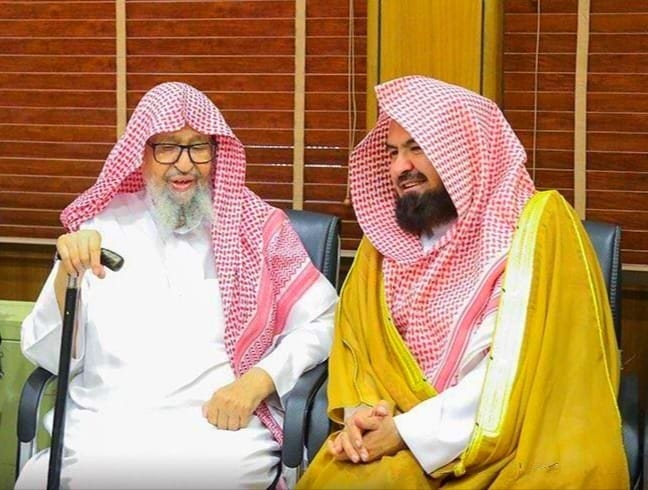 في مكالمة هاتفية معالي الرئيس يزف تهاني ودعوات منسوبي الرئاسة لسماحته